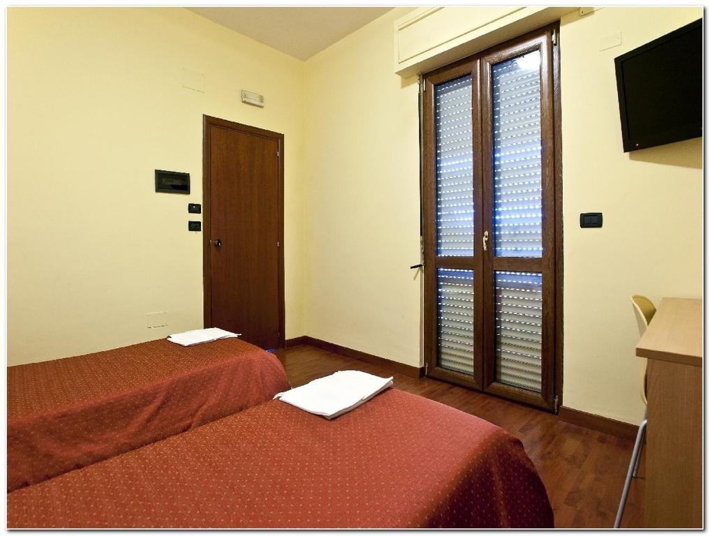 Hotel Veronese Cerignola Exterior foto
